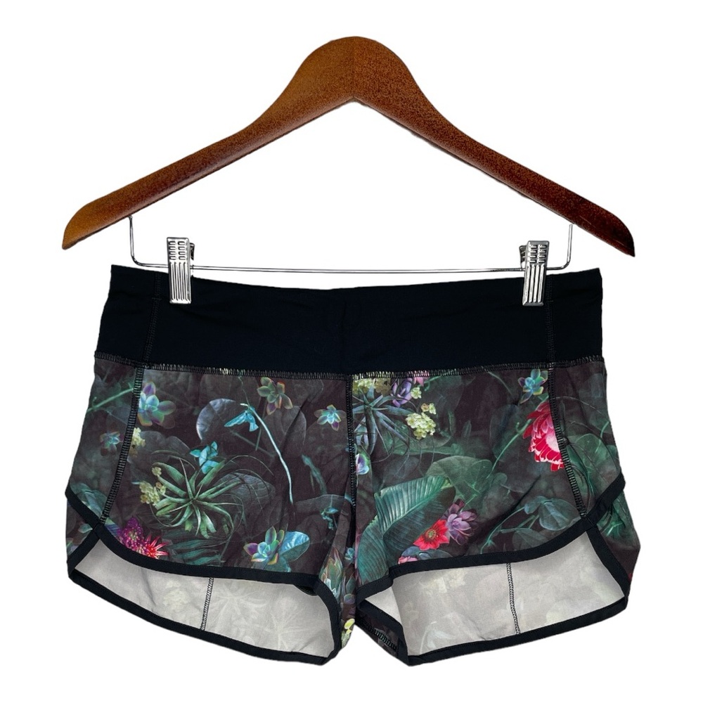 Lululemon Original Speed Shorts Floral Green and Black Curious Jungle, Size 6